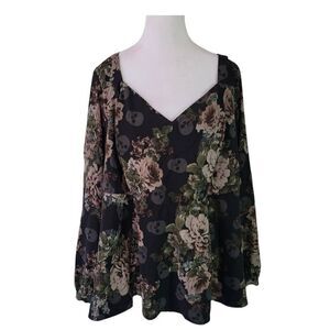 ❤️Torrid Peplum Crepe Sweetheart Neck Top